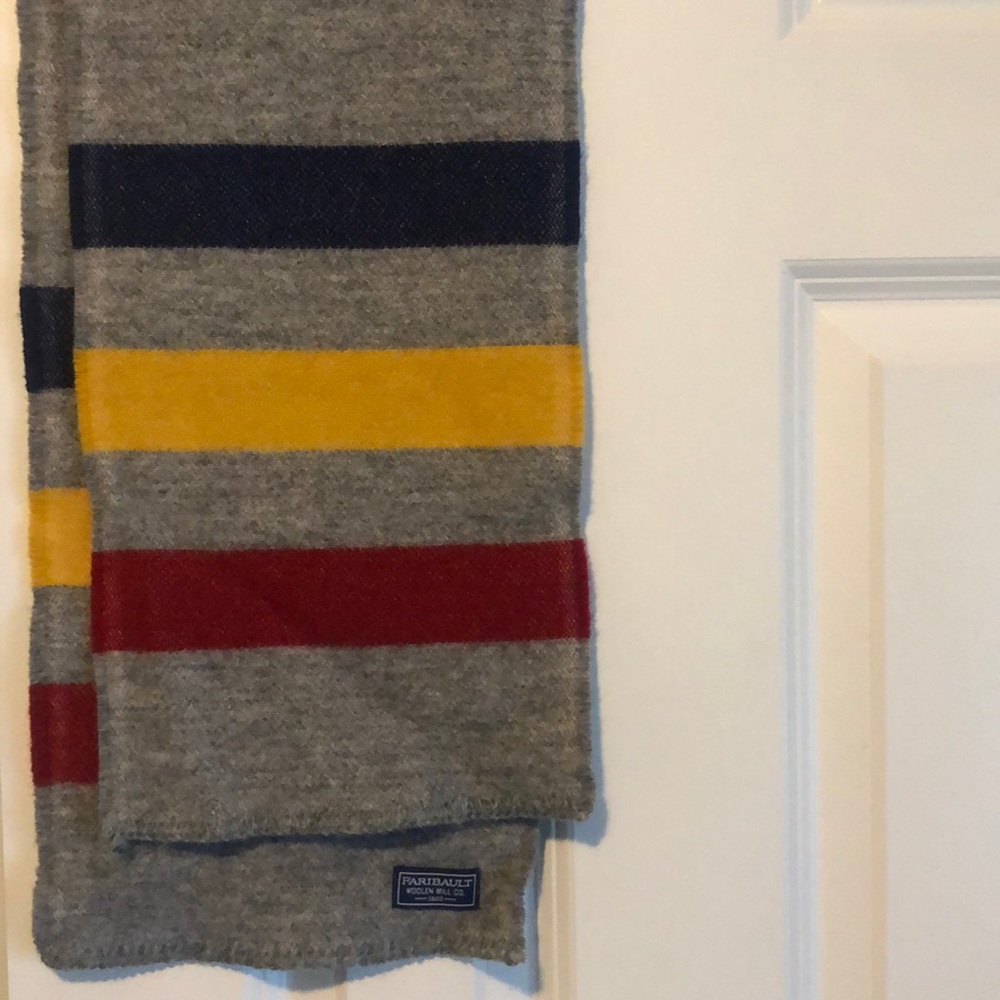 Faribault Woolen Mill Co Scarf